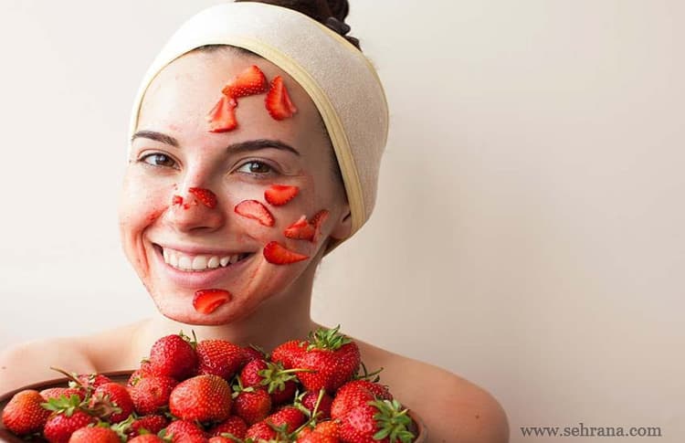روش درست کردن ماسک ضد لک توت فرنگی